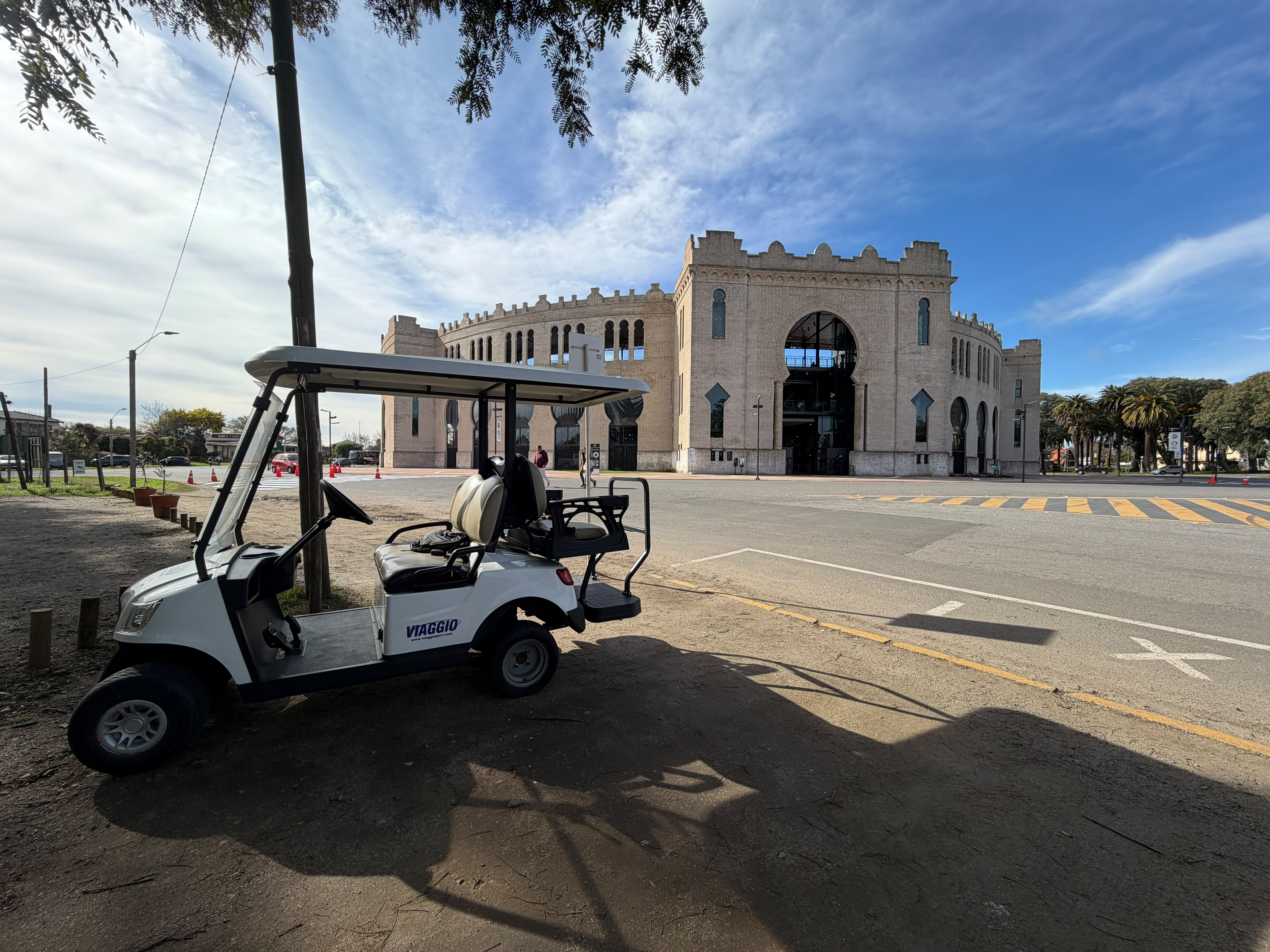 Golf cart tour through Colonia del Sacramento