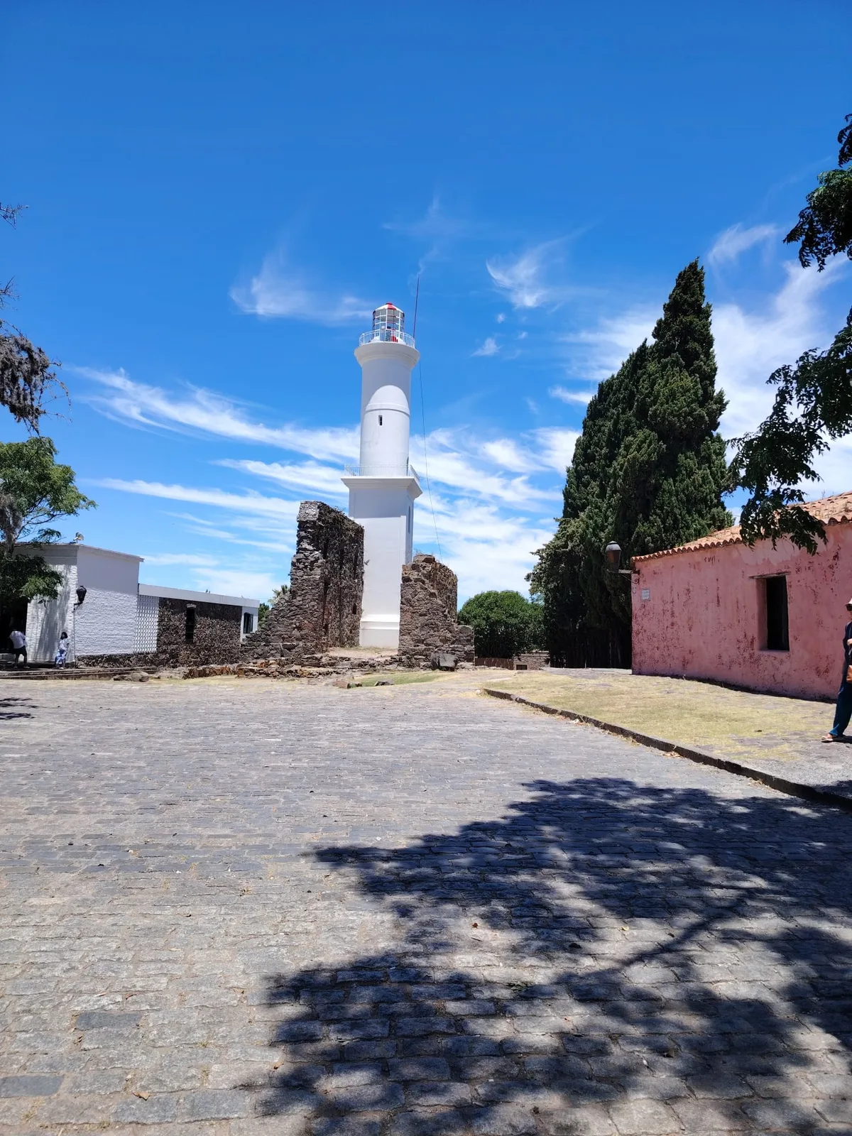 Historic gate, Colonia