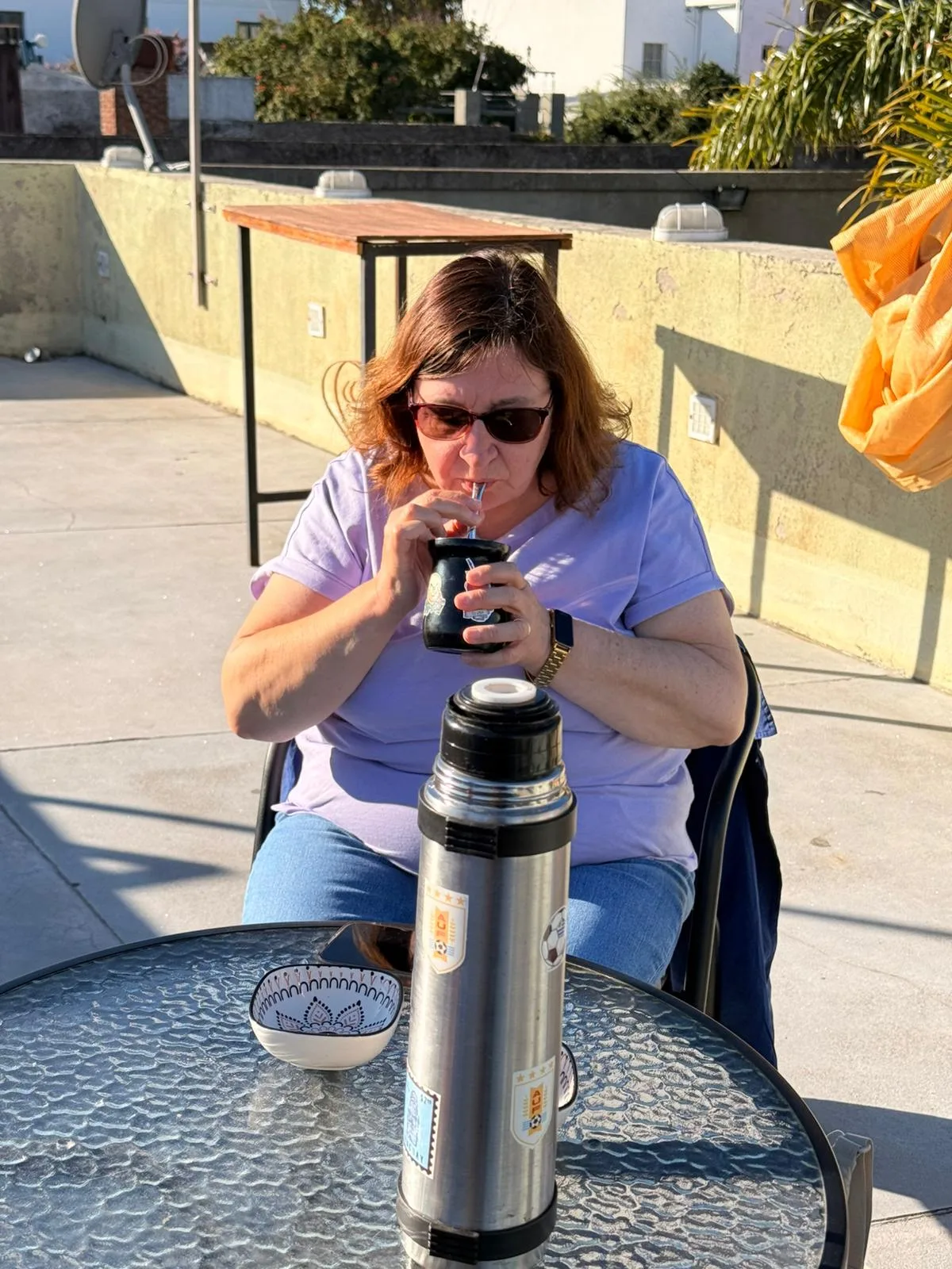 Mate and walking tour