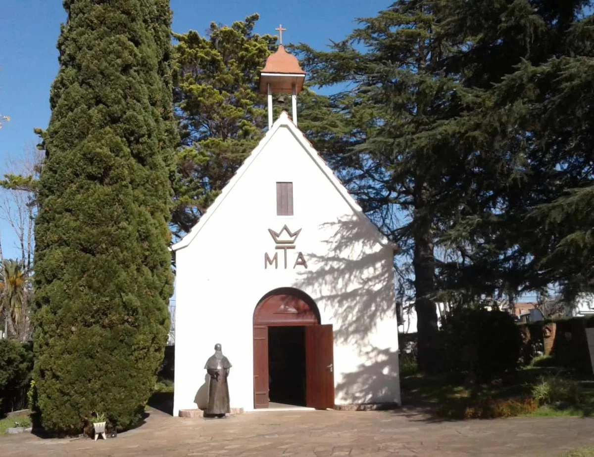Historic Hotel Suizo in Nueva Helvecia